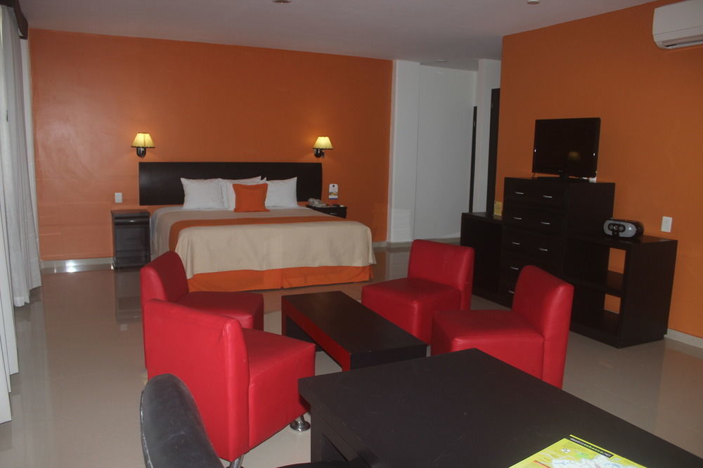 Hotel Baez Paraíso Buitenkant foto